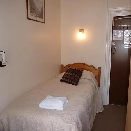 Esplanade Gardens 4*
